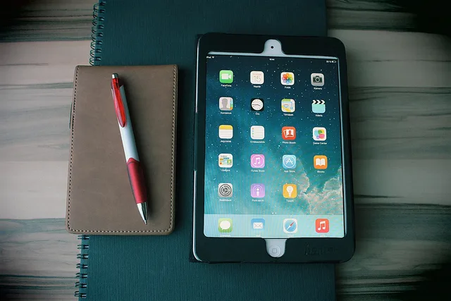 ipad, tablet, notebook, office, home office, computer, handheld, portable, touch screen, ipad, ipad, ipad, ipad, ipad, tablet, tablet. Så jämför du kassasystem efter funktioner och kostnader